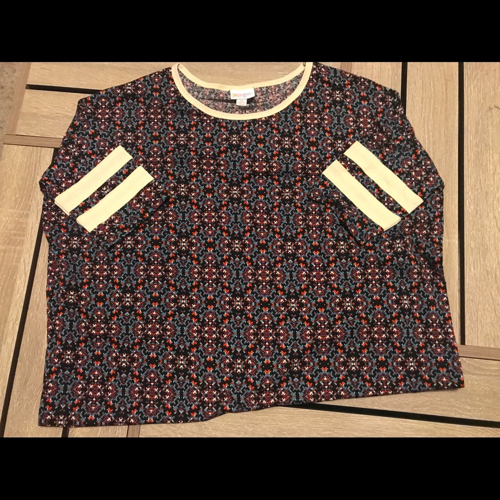 EUC Lularoe Irma